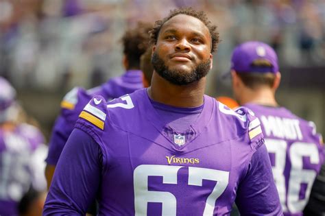 Vikings guard Ed Ingram is questionable; fellow guard Blake Brandel would be next man up